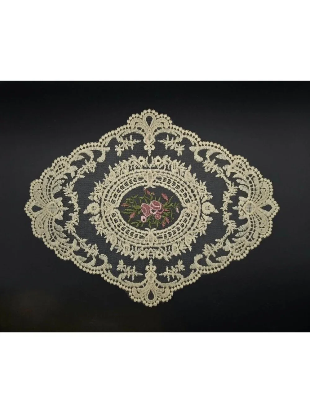 Vintage Embroidered Oval Lace Doily With Floral Centerpiece 10